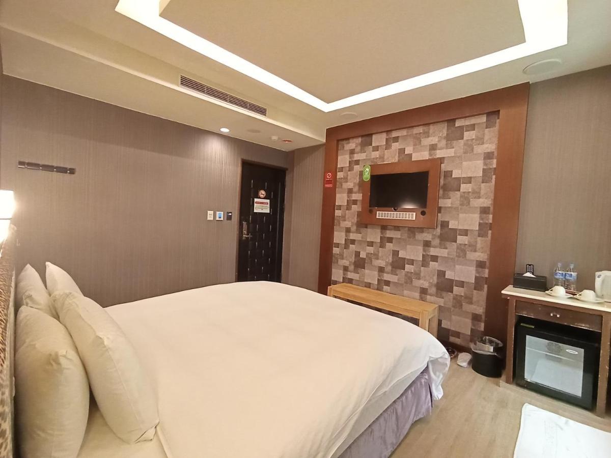 Jin Yong Quan Spa Hotspring Resort Ванли Экстерьер фото