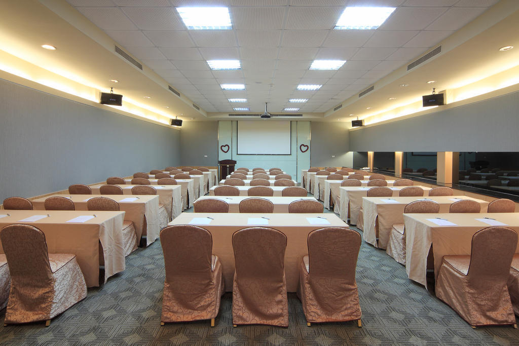 Jin Yong Quan Spa Hotspring Resort Ванли Экстерьер фото