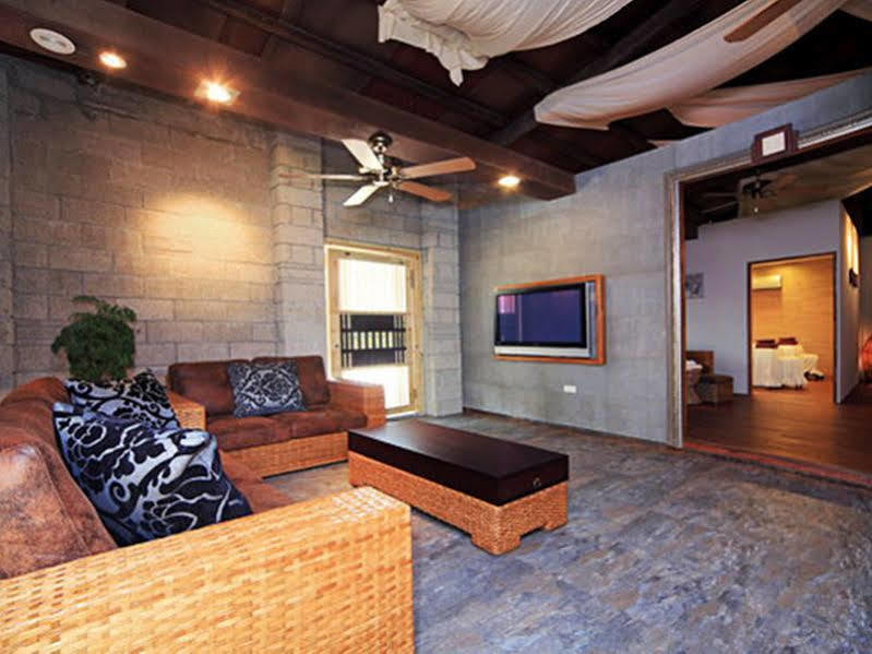 Jin Yong Quan Spa Hotspring Resort Ванли Экстерьер фото